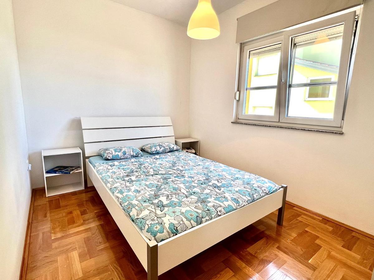 Apartment Aida Ядраново Екстериор снимка
