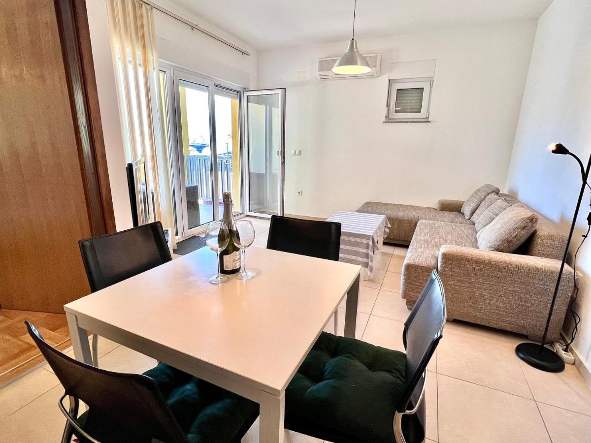 Apartment Aida Ядраново Екстериор снимка