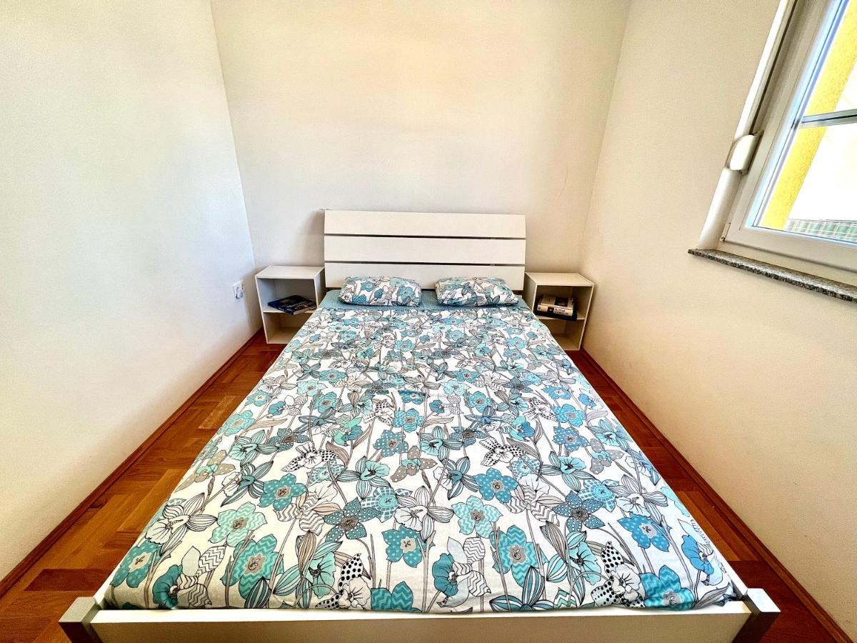 Apartment Aida Ядраново Екстериор снимка